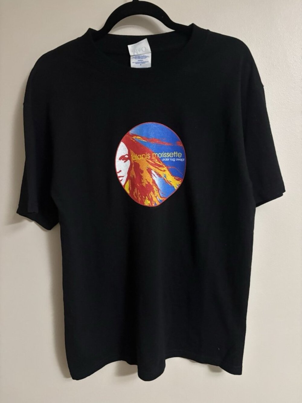 Vintage Alanis Morissette Under Rug Swept Tour 2002 T Shirt Size Medium Band Vtg